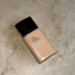 Estée Lauder Sheer Foundation
